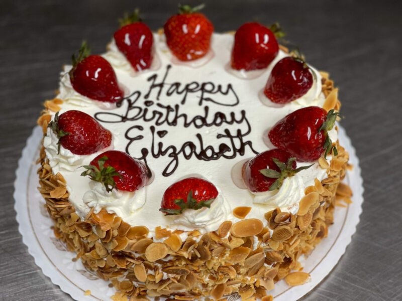 Queen Elizabeth Cake ❧ A Lifetime of Memories - Urban Cottage Life